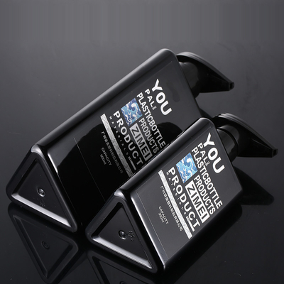 Bán buôn 100ml 200ml 300ml Hình dạng tam giác Tái chế Hộp đựng kem dưỡng da thú cưng màu đen Máy bơm không khí màu đen Chai dầu gội đầu 500ml